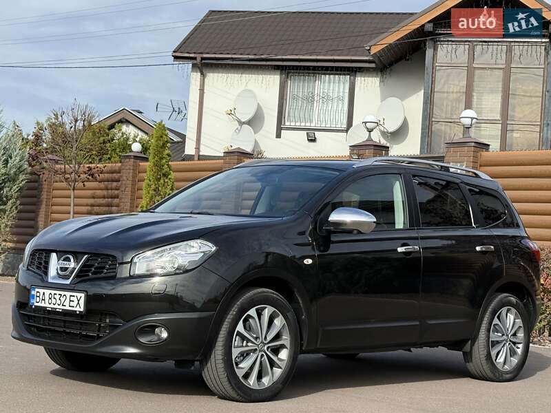 Внедорожник / Кроссовер Nissan Qashqai+2 2012 в Киеве