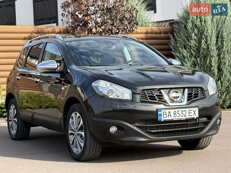 Внедорожник / Кроссовер Nissan Qashqai+2 2012 в Киеве
