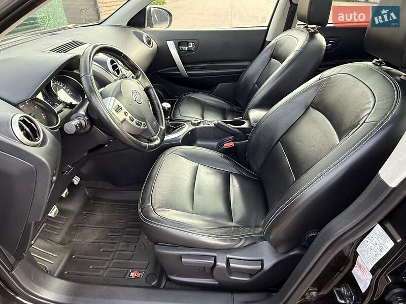 Внедорожник / Кроссовер Nissan Qashqai+2 2012 в Киеве