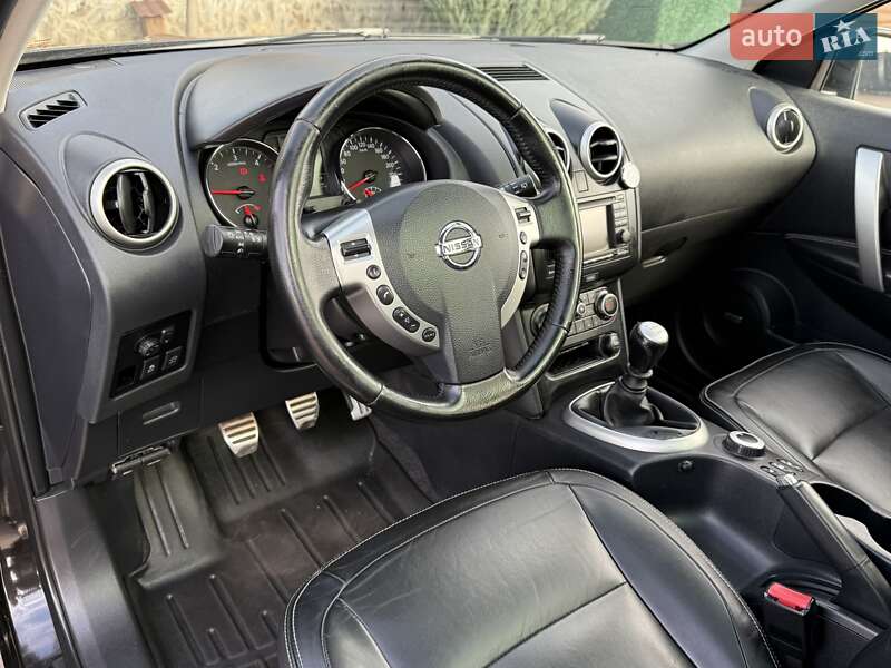 Внедорожник / Кроссовер Nissan Qashqai+2 2012 в Киеве