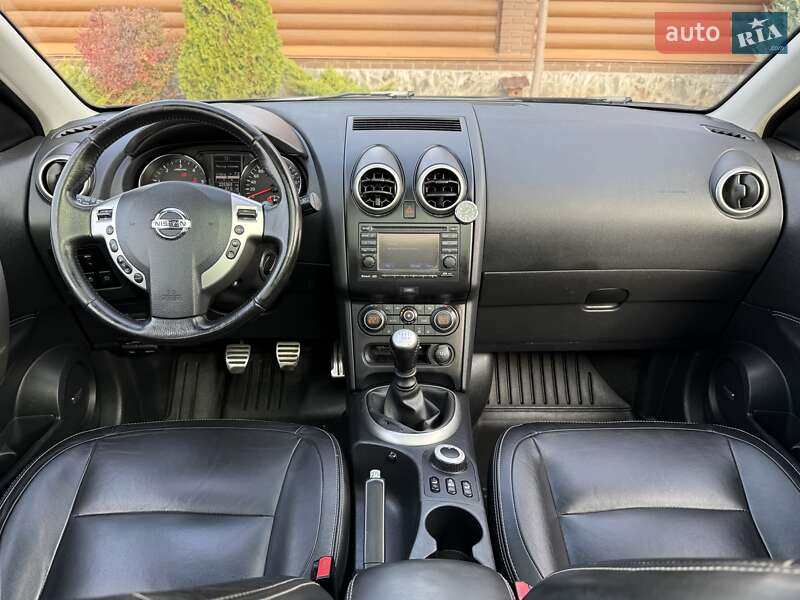 Внедорожник / Кроссовер Nissan Qashqai+2 2012 в Киеве