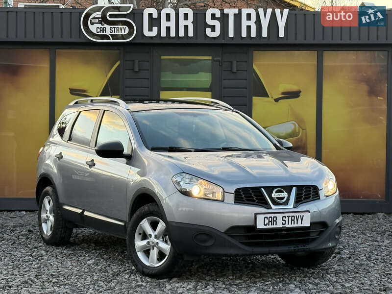 Позашляховик / Кросовер Nissan Qashqai+2 2010 в Стрию