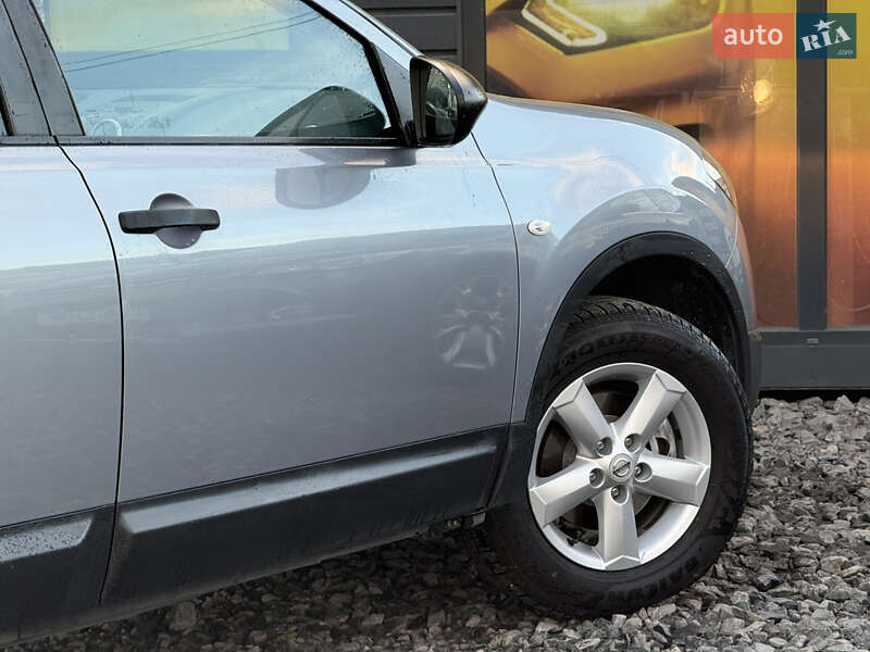 Позашляховик / Кросовер Nissan Qashqai+2 2010 в Стрию
