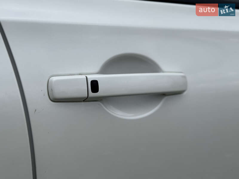 Внедорожник / Кроссовер Nissan Qashqai+2 2013 в Ровно