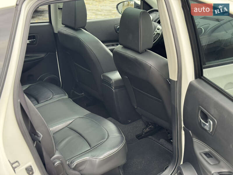 Внедорожник / Кроссовер Nissan Qashqai+2 2013 в Ровно