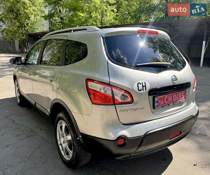 Позашляховик / Кросовер Nissan Qashqai+2 2012 в Києві фото 4 Позашляховик / Кросовер Nissan Qashqai+2 2012 в Києві