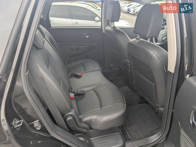 Внедорожник / Кроссовер Nissan Qashqai+2 2010 в Ровно фото 32 Внедорожник / Кроссовер Nissan Qashqai+2 2010 в Ровно