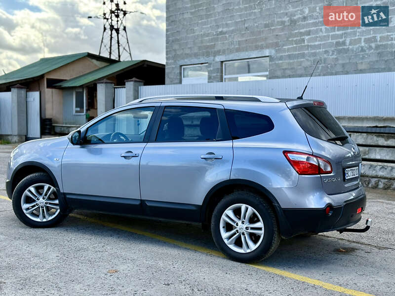 Внедорожник / Кроссовер Nissan Qashqai+2 2012 в Новояворовске фото 9 Внедорожник / Кроссовер Nissan Qashqai+2 2012 в Новояворовске