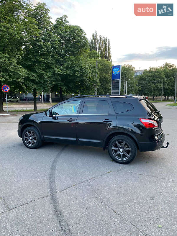 Внедорожник / Кроссовер Nissan Qashqai+2 2013 в Кременчуге фото 3 Внедорожник / Кроссовер Nissan Qashqai+2 2013 в Кременчуге