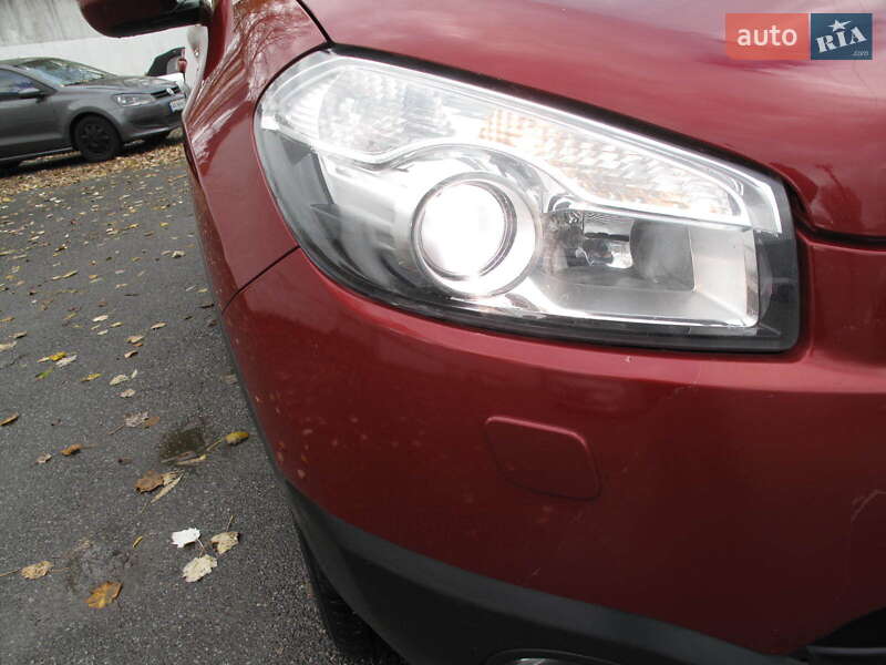 Внедорожник / Кроссовер Nissan Qashqai+2 2013 в Киеве фото 64 Внедорожник / Кроссовер Nissan Qashqai+2 2013 в Киеве