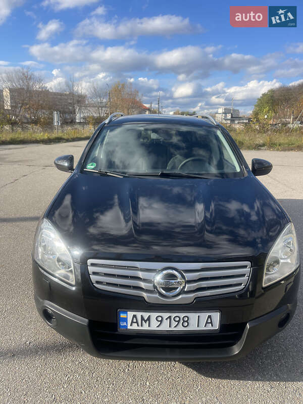 Nissan Qashqai+2 2009