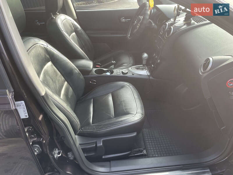 Внедорожник / Кроссовер Nissan Qashqai+2 2010 в Чернигове