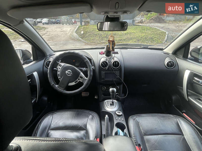Внедорожник / Кроссовер Nissan Qashqai+2 2010 в Чернигове