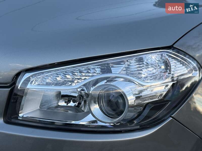 Внедорожник / Кроссовер Nissan Qashqai+2 2013 в Виннице