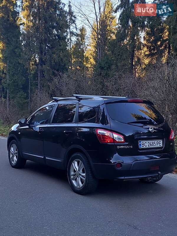 Позашляховик / Кросовер Nissan Qashqai+2 2011 в Турці фото 6 Позашляховик / Кросовер Nissan Qashqai+2 2011 в Турці