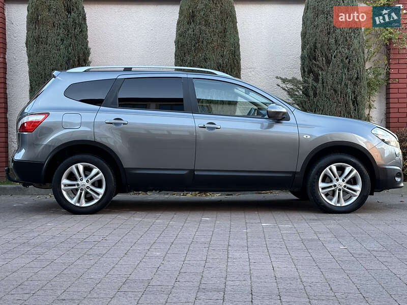 Внедорожник / Кроссовер Nissan Qashqai+2 2011 в Стрые