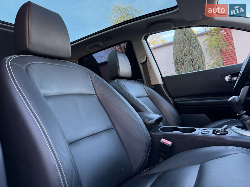 Внедорожник / Кроссовер Nissan Qashqai+2 2011 в Стрые