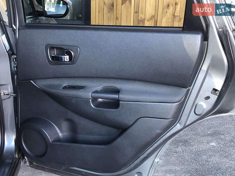 Внедорожник / Кроссовер Nissan Qashqai+2 2011 в Виннице