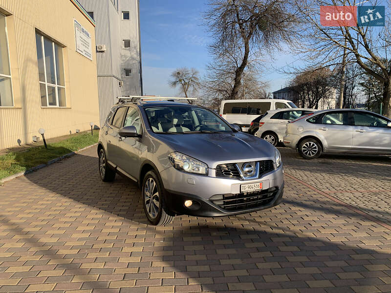 Внедорожник / Кроссовер Nissan Qashqai+2 2012 в Ровно