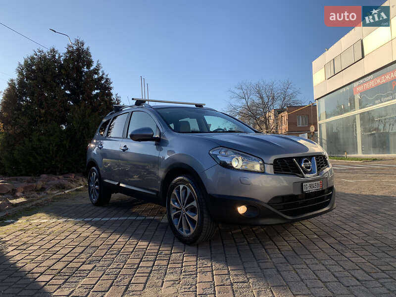 Внедорожник / Кроссовер Nissan Qashqai+2 2012 в Ровно