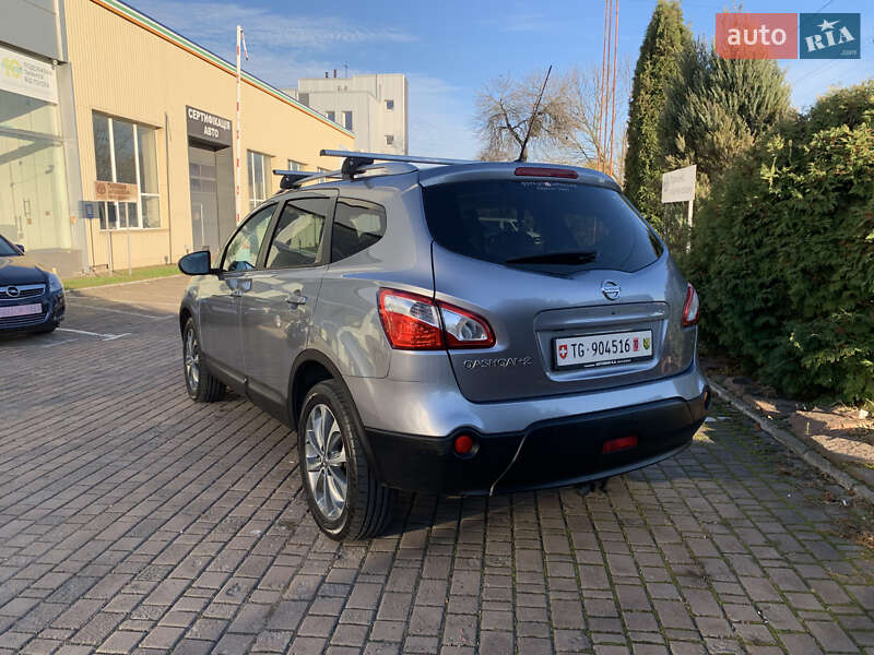 Внедорожник / Кроссовер Nissan Qashqai+2 2012 в Ровно