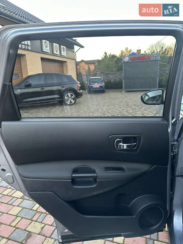 Внедорожник / Кроссовер Nissan Qashqai+2 2012 в Ровно фото 46 Внедорожник / Кроссовер Nissan Qashqai+2 2012 в Ровно