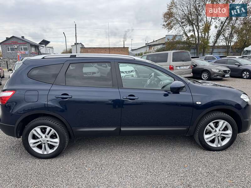 Внедорожник / Кроссовер Nissan Qashqai+2 2011 в Ровно фото 8 Внедорожник / Кроссовер Nissan Qashqai+2 2011 в Ровно