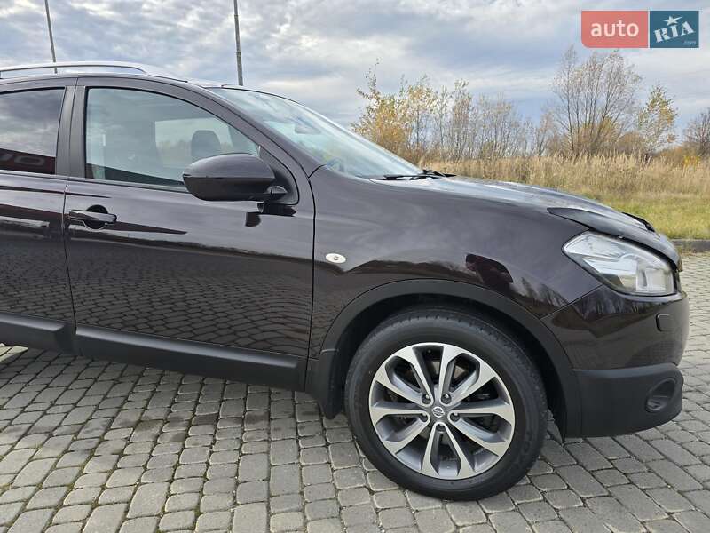 Внедорожник / Кроссовер Nissan Qashqai+2 2011 в Калуше