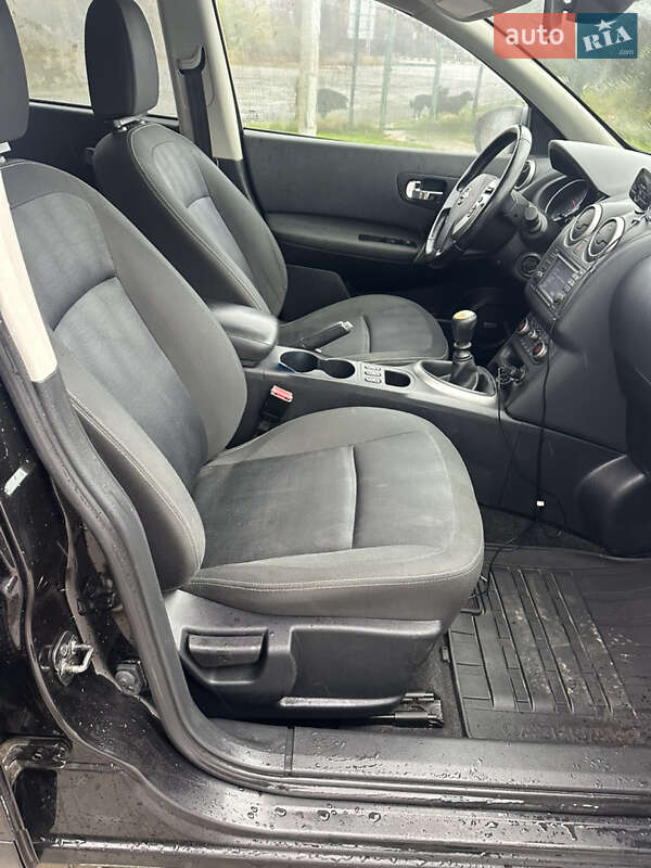 Позашляховик / Кросовер Nissan Qashqai+2 2011 в Луцьку