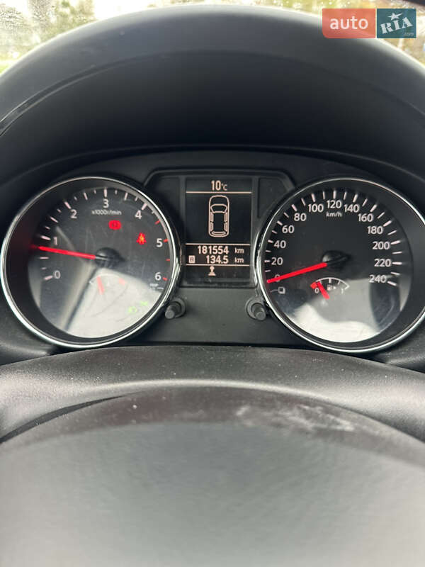 Позашляховик / Кросовер Nissan Qashqai+2 2011 в Луцьку