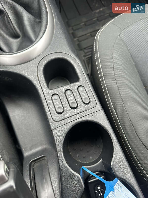 Позашляховик / Кросовер Nissan Qashqai+2 2011 в Луцьку