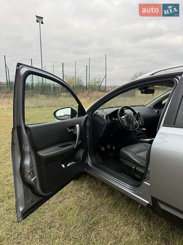 Внедорожник / Кроссовер Nissan Qashqai+2 2010 в Харькове