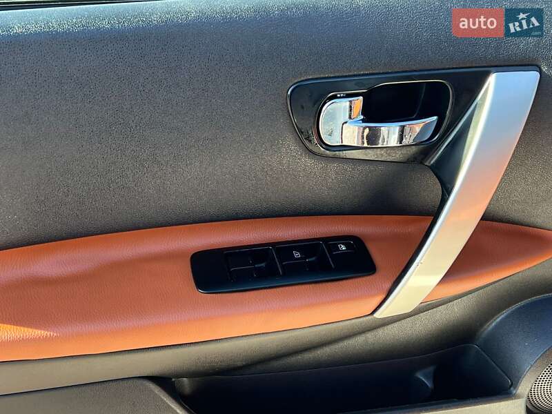 Внедорожник / Кроссовер Nissan Qashqai+2 2012 в Бердичеве фото 11 Внедорожник / Кроссовер Nissan Qashqai+2 2012 в Бердичеве