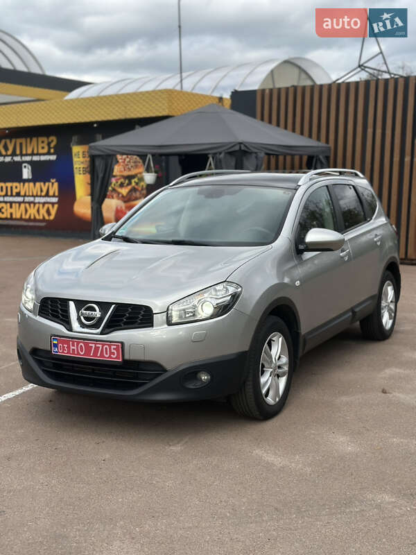 Внедорожник / Кроссовер Nissan Qashqai+2 2012 в Житомире