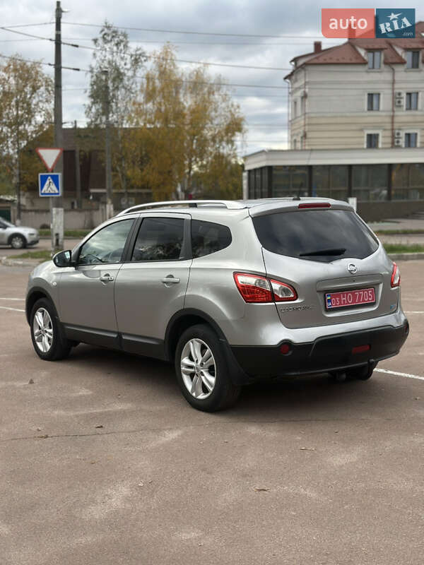 Внедорожник / Кроссовер Nissan Qashqai+2 2012 в Житомире