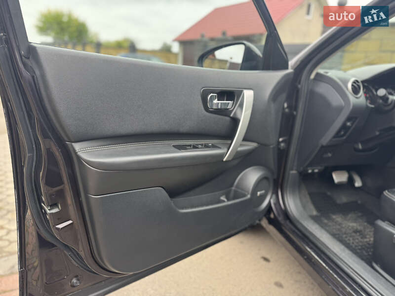 Внедорожник / Кроссовер Nissan Qashqai+2 2012 в Луцке