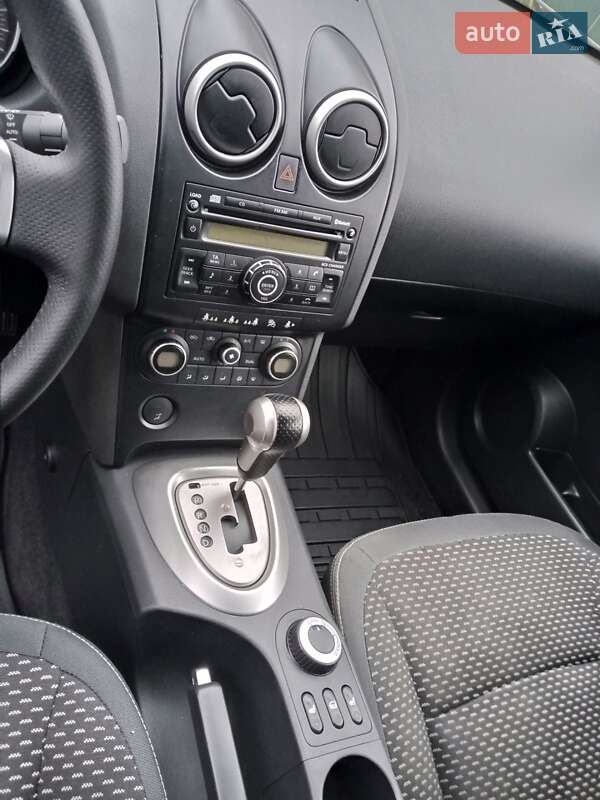 Внедорожник / Кроссовер Nissan Qashqai+2 2008 в Киеве