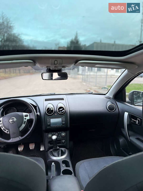 Позашляховик / Кросовер Nissan Qashqai+2 2010 в Сумах фото 21 Позашляховик / Кросовер Nissan Qashqai+2 2010 в Сумах