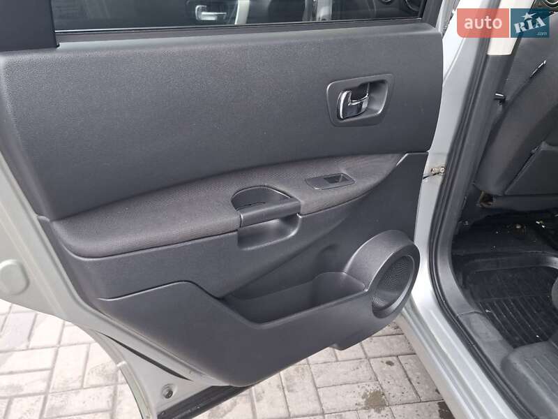 Внедорожник / Кроссовер Nissan Qashqai+2 2008 в Ровно