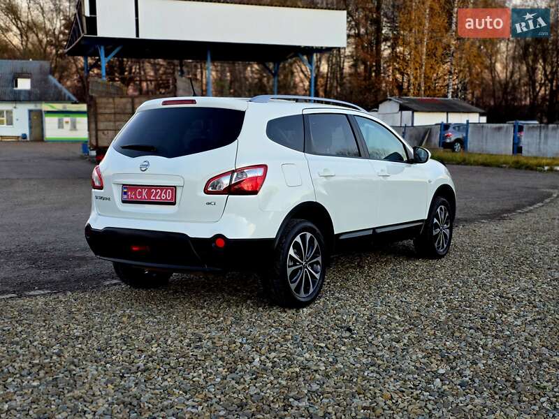 Внедорожник / Кроссовер Nissan Qashqai+2 2011 в Калуше фото 5 Внедорожник / Кроссовер Nissan Qashqai+2 2011 в Калуше