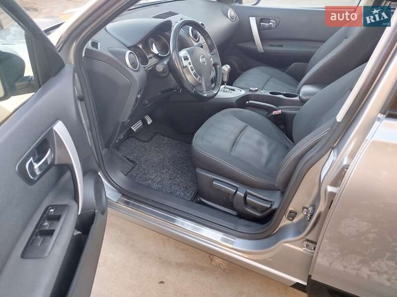 Позашляховик / Кросовер Nissan Qashqai+2 2011 в Тлумачі