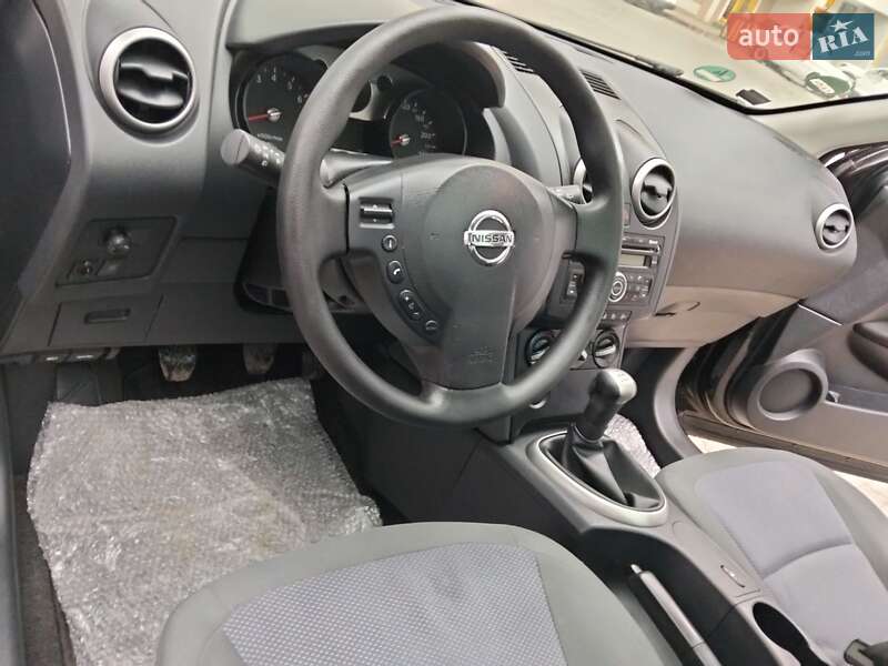 Позашляховик / Кросовер Nissan Qashqai+2 2009 в Тернополі фото 17 Позашляховик / Кросовер Nissan Qashqai+2 2009 в Тернополі