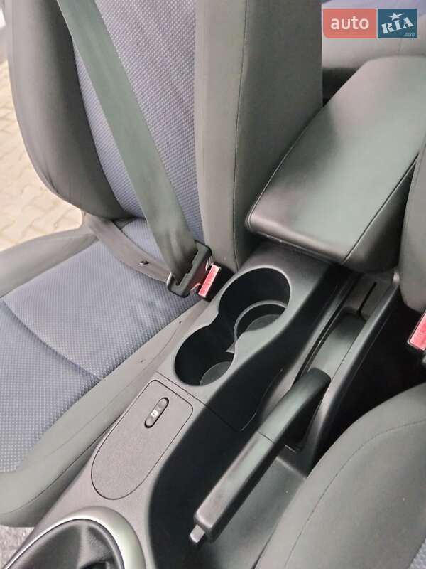 Позашляховик / Кросовер Nissan Qashqai+2 2009 в Тернополі фото 22 Позашляховик / Кросовер Nissan Qashqai+2 2009 в Тернополі