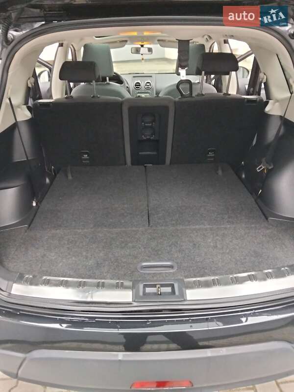 Позашляховик / Кросовер Nissan Qashqai+2 2009 в Тернополі фото 36 Позашляховик / Кросовер Nissan Qashqai+2 2009 в Тернополі