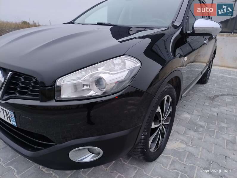 Позашляховик / Кросовер Nissan Qashqai+2 2012 в Тернополі
