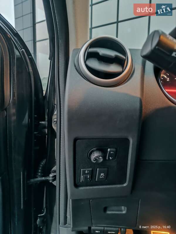 Позашляховик / Кросовер Nissan Qashqai+2 2012 в Тернополі