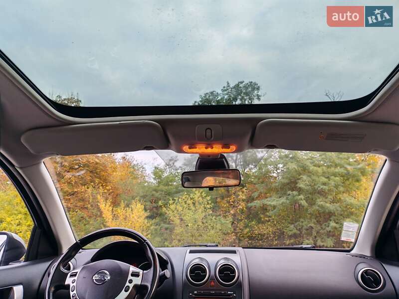 Позашляховик / Кросовер Nissan Qashqai+2 2009 в Стрию