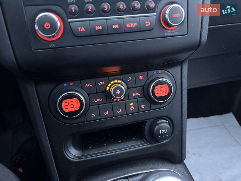 Внедорожник / Кроссовер Nissan Qashqai+2 2011 в Луцке