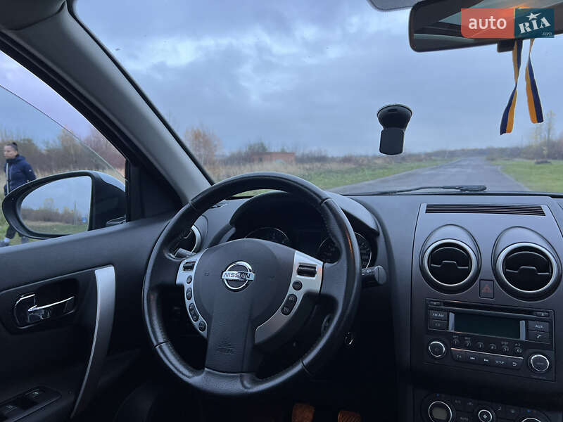 Внедорожник / Кроссовер Nissan Qashqai+2 2011 в Луцке