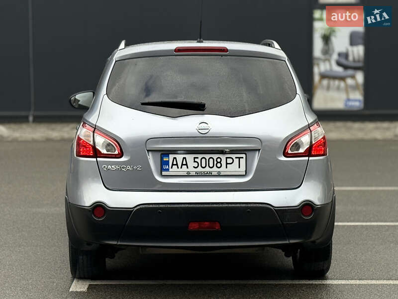 Внедорожник / Кроссовер Nissan Qashqai+2 2012 в Киеве